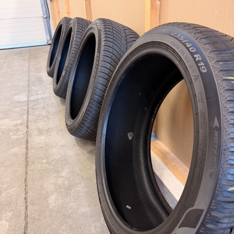 Pirelli 235/40 R20