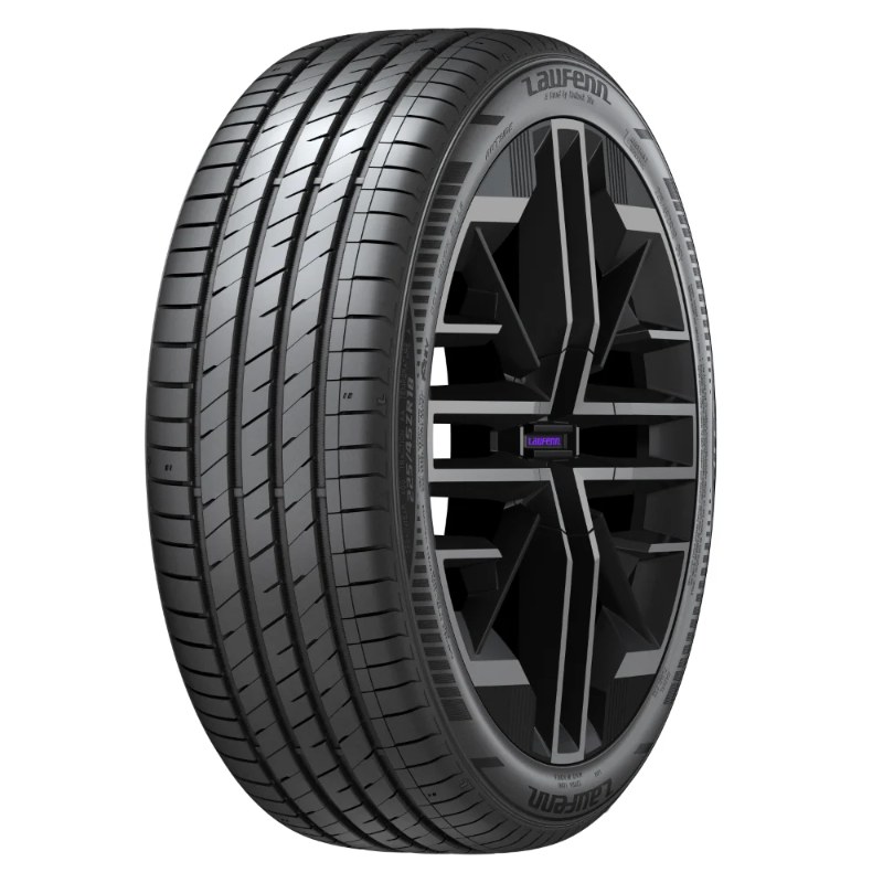Pirelli · 225/40 R20 · 4 évszakos gumi